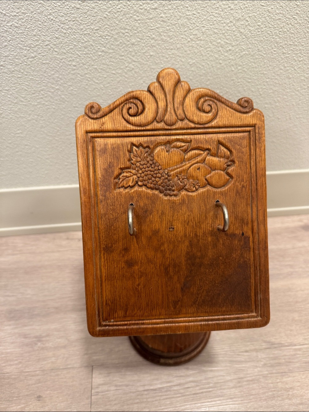 Vintage recipe book holder